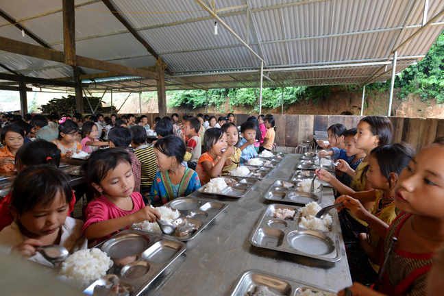 Đôi mắt Huổi Mí doi mat huoi mi