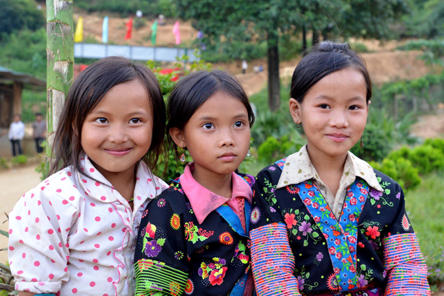 Đôi mắt Huổi Mí doi mat huoi mi