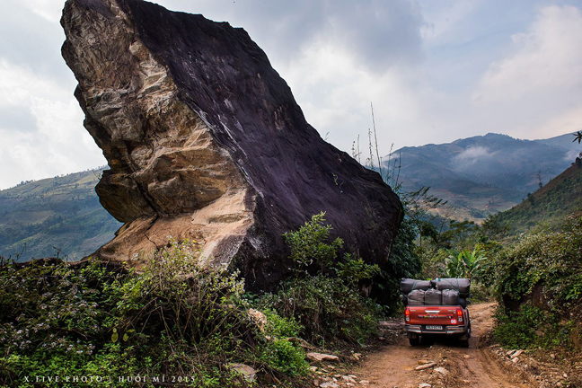 Đôi mắt Huổi Mí doi mat huoi mi