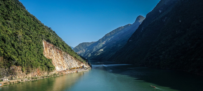 Đôi mắt Huổi Mí doi mat huoi mi