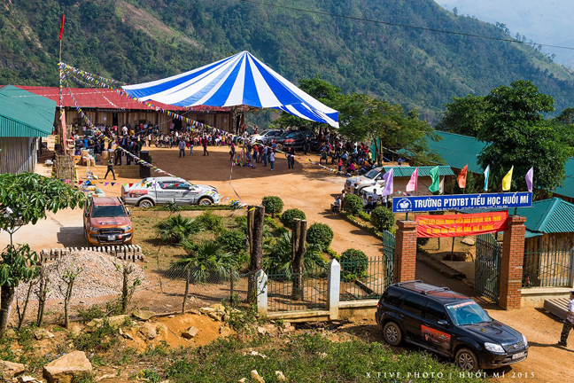 Đôi mắt Huổi Mí doi mat huoi mi