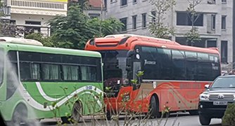 Chuyển khỏi bến Mỹ Đình: Nhà xe bỏ bến chạy dù