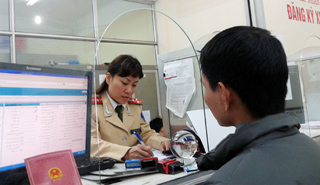 Hỏi đáp về các bước sang tên xe chính chủ