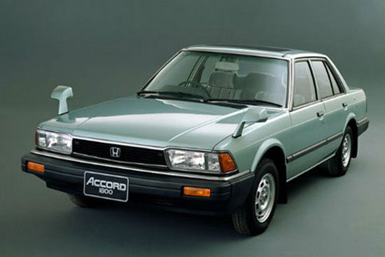 Honda Accord xuất hiện lần đầu tại Mỹ năm 1982.