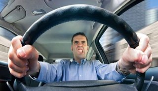 Bí quyết tránh stress khi lái xe dịp lễ