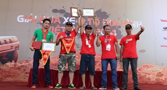 Cúp vàng Vietnam Offroad Cup 2014 đã có chủ