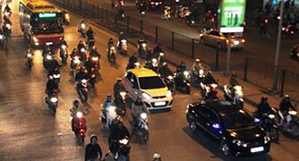 Từ 1/8: Quy định cụ thể thời gian phải bật đèn xe