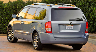 KIA triệu hồi Sedona đời từ 2005 đến 2012 vì lỗi rỉ sét giảm xóc