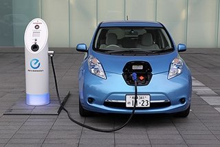 Renault-Nissan bán ra chiếc xe điện thứ 100.000