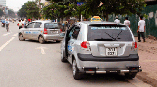 Hà Nội cấm taxi ngoại tỉnh: Các tỉnh cũng sẽ cấm taxi Hà Nội?!