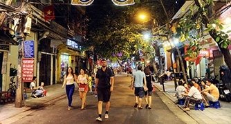 Đề xuất đưa thêm 9 tuyến phố vào không gian đi bộ ở Hà Nội
