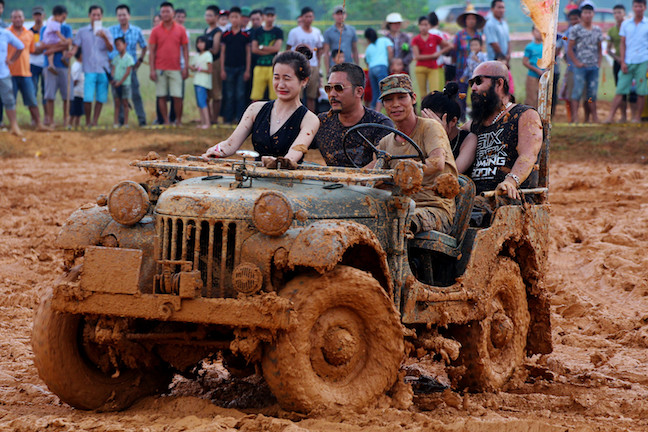 voc 2016 an tuong nhung quotbong hongquot tren san choi off road