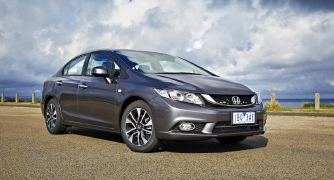 Honda triệu hồi Civic và Fit do lỗi hộp số CVT