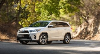 Toyota Highlander 2017 sẽ có tính năng dừng động cơ tạm thời