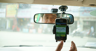 Uber, Grab và nội chiến trong lòng taxi truyền thống