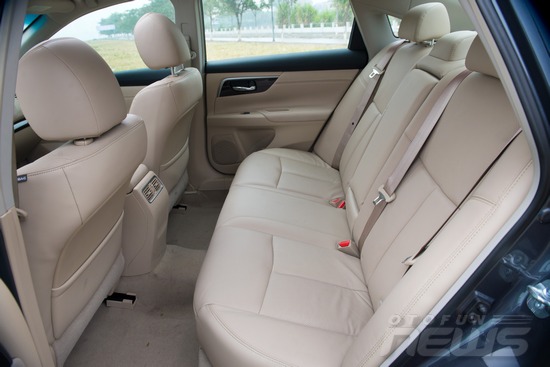 Nissan Teana 2014: Cho một cuộc sống "đủ"! nissan teana 2014 cho mot cuoc song quotduquot