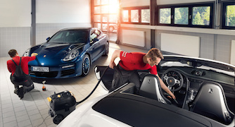 Đưa chiến mã Porsche đi &quot;spa&quot; dịp cuối năm
