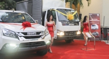 isuzu an viet to chuc su kien tri an khach hang tai ha noi