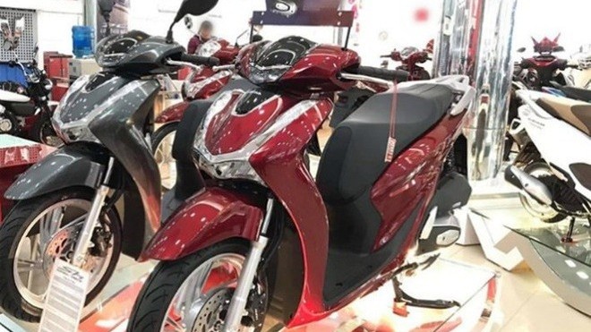 Giá Honda SH và nhiều mẫu xe máy bất ngờ giảm dịp cận tết