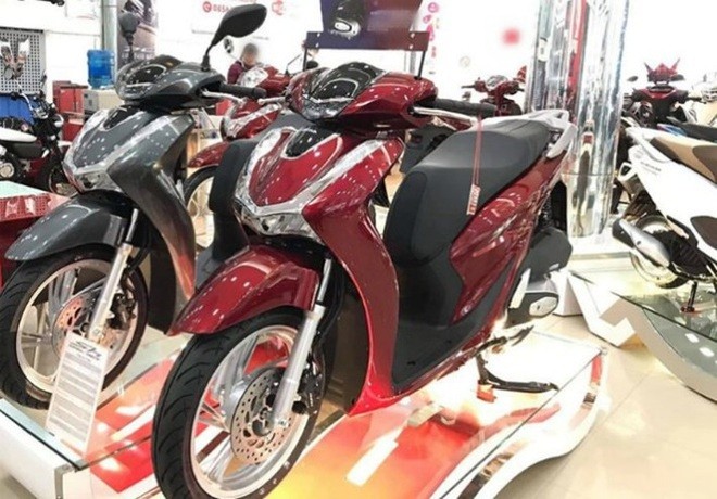 Giá Honda SH và nhiều mẫu xe máy bất ngờ giảm dịp cận tết