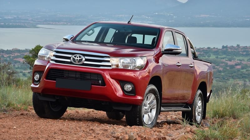 Triệu hồi bán tải Toyota Hilux tại Việt Nam vì nguy cơ mất trợ lực phanh