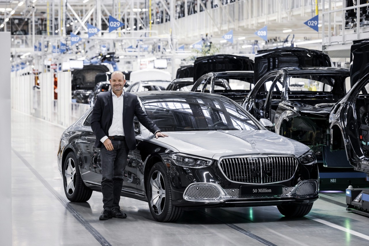 Mercedes-Benz xuất xưởng xe thứ 50 triệu