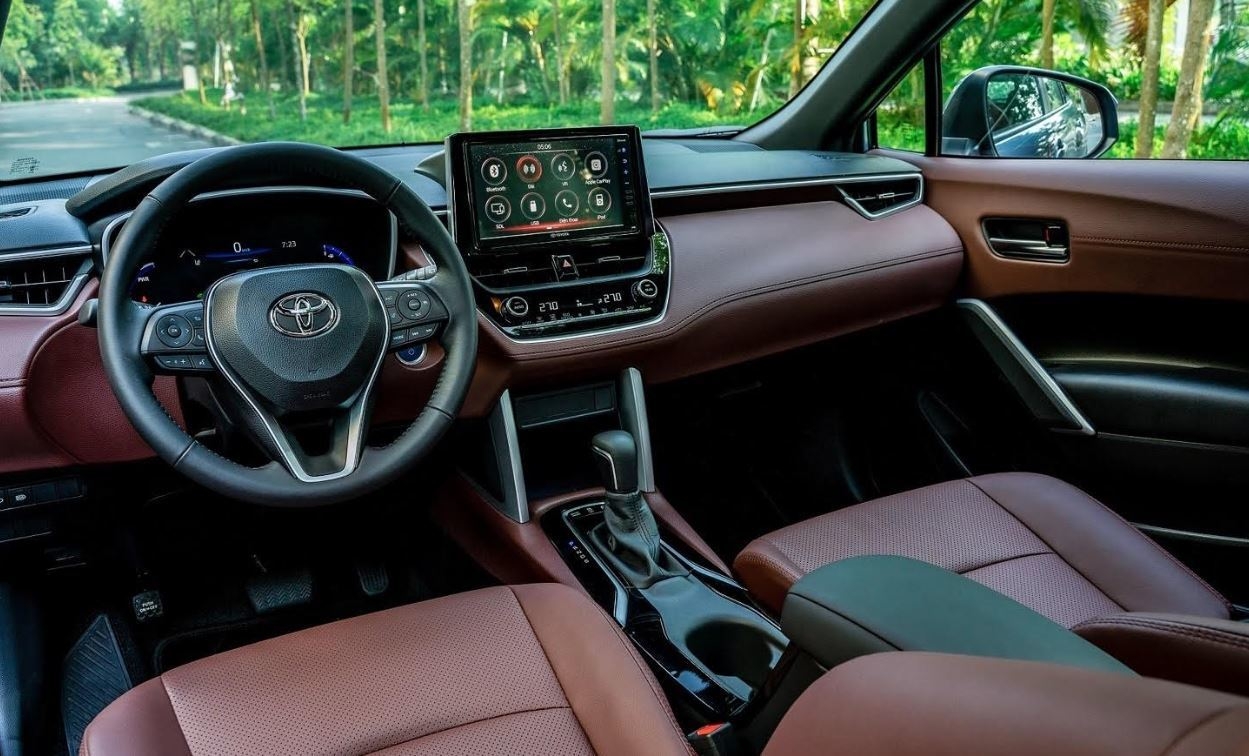 Toyota Corolla Cross hybrid giao gần 1.000 xe đến khách hàng kể từ ngày ra mắt