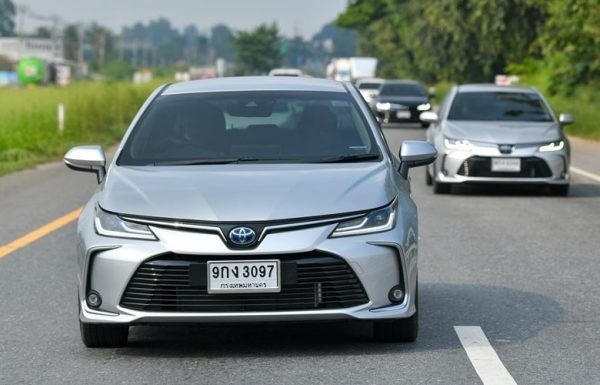 Toyota Corolla Altis 2022 sẽ ra mắt online vào ngày 9/3 tới