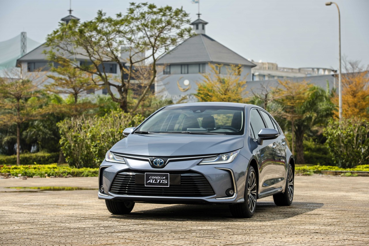 Toyota Corolla Altis 2022 ra mắt,