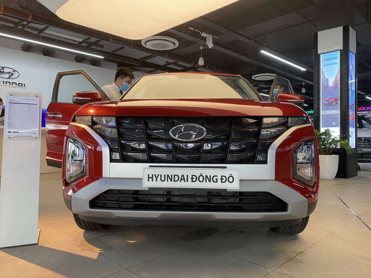 Cận cảnh Hyundai Creta 2022 mới ra mắt tại đại lý