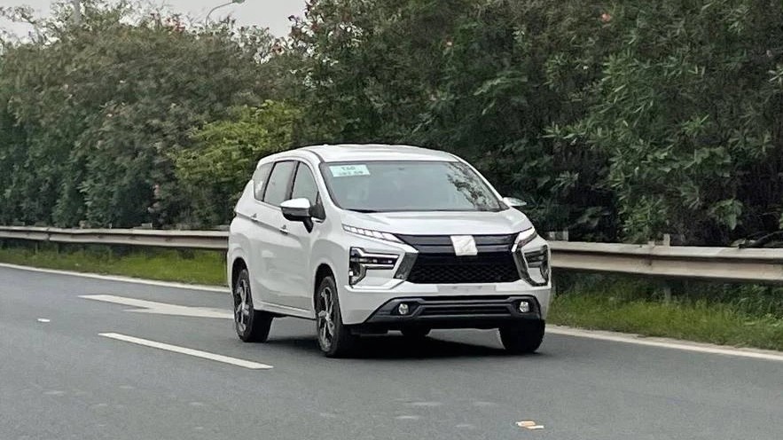 Mitsubishi Xpander 2022 chạy thử trên đường ngay sau khi cập cảng