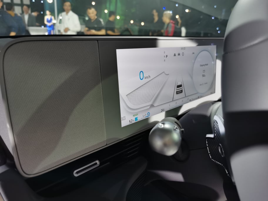 Xe điện Hyundai Ioniq 5 ra mắt, "phả hơi nóng" lên đội quân nhà VinFast