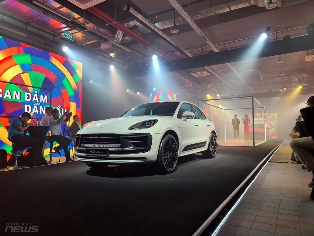 Giá lăn bánh Porsche Macan 2022