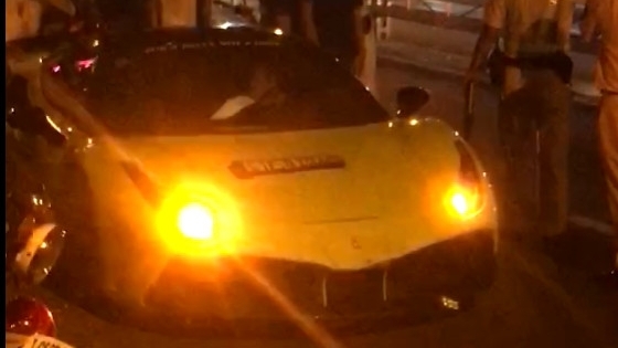 Tài xế Ferrari 488 GTB chửi cảnh sát giao thông bị khởi tố