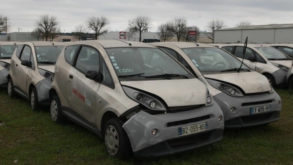 'Nghĩa địa' ô tô điện tại Pháp