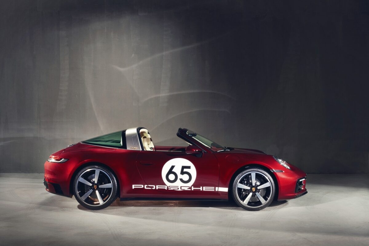 Porsche 911 Targa 4S Heritage Design ra mắt tại Việt Nam, giá 11,6 tỷ đồng