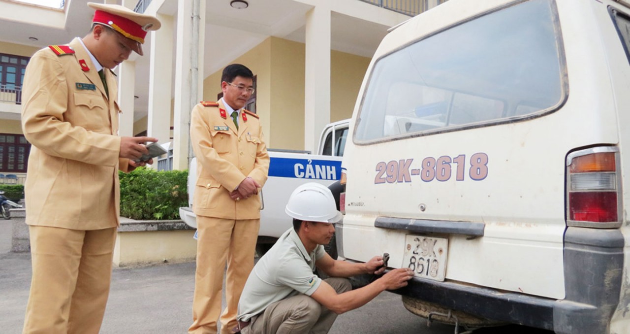 Từ 21/5, công an xã có quyền ''khai tử'' xe quá niên hạn