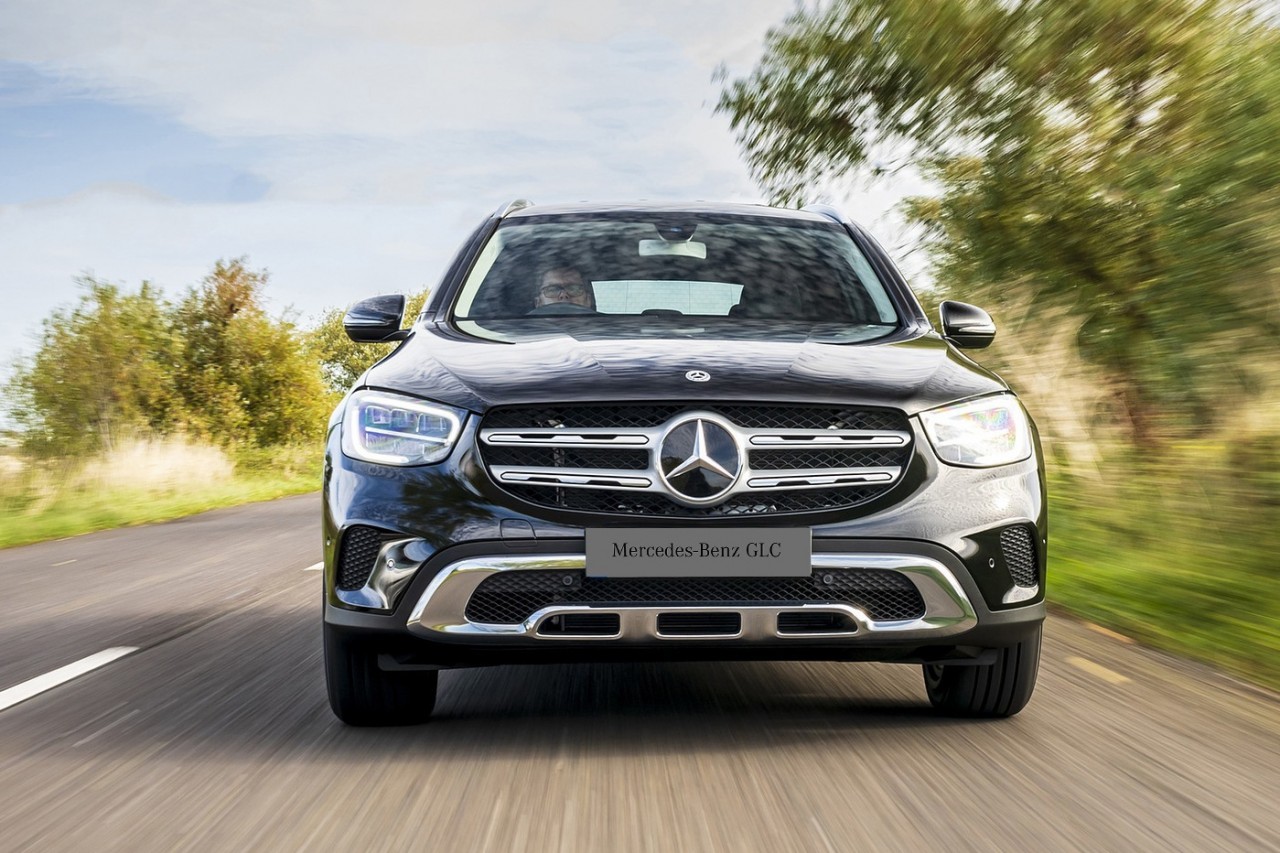 Mercedes-Benz triệu hồi GLC đời mới do lỗi thước lái