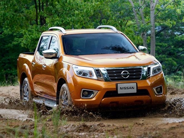 Nissan Navara giảm giá mạnh thanh lý xe tồn Nissan Navara giảm giá mạnh thanh lý xe tồn