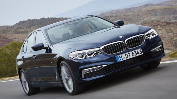 BMW Series 5 giảm giá sâu, BMW X3 nhận ưu đãi 185 triệu đồng
