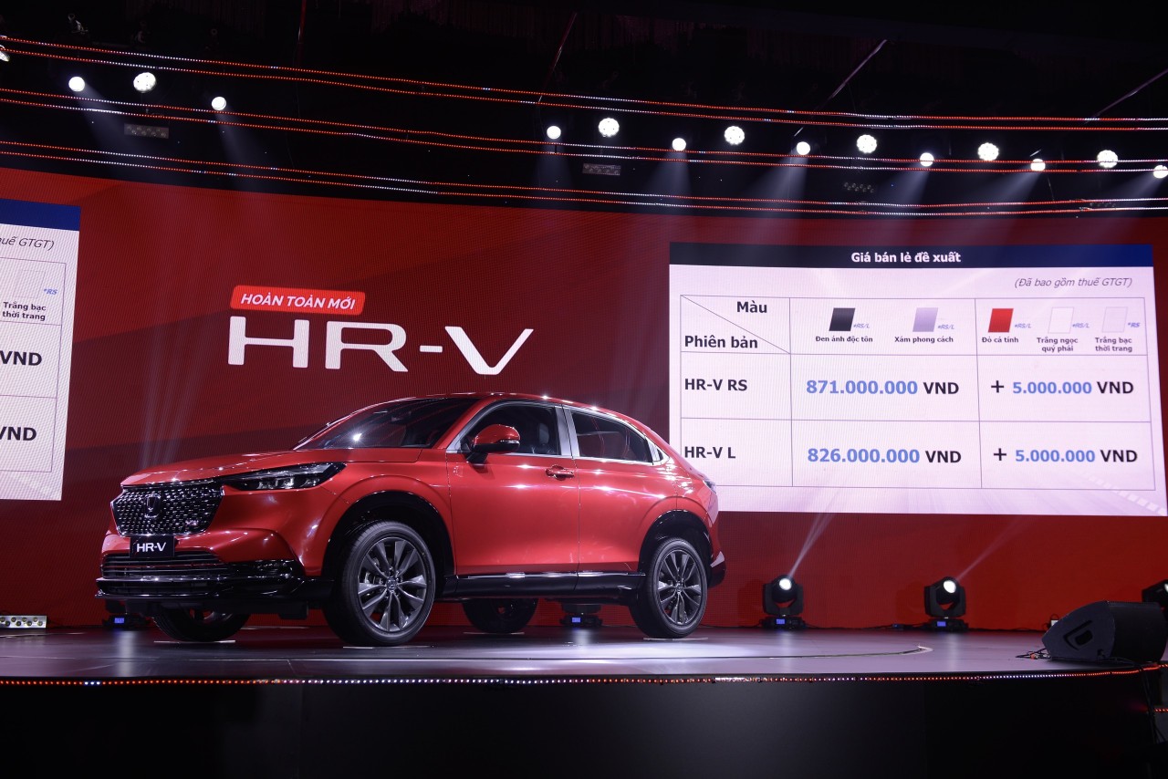 Honda HR-V 2022 giá từ 826 triệu đồng