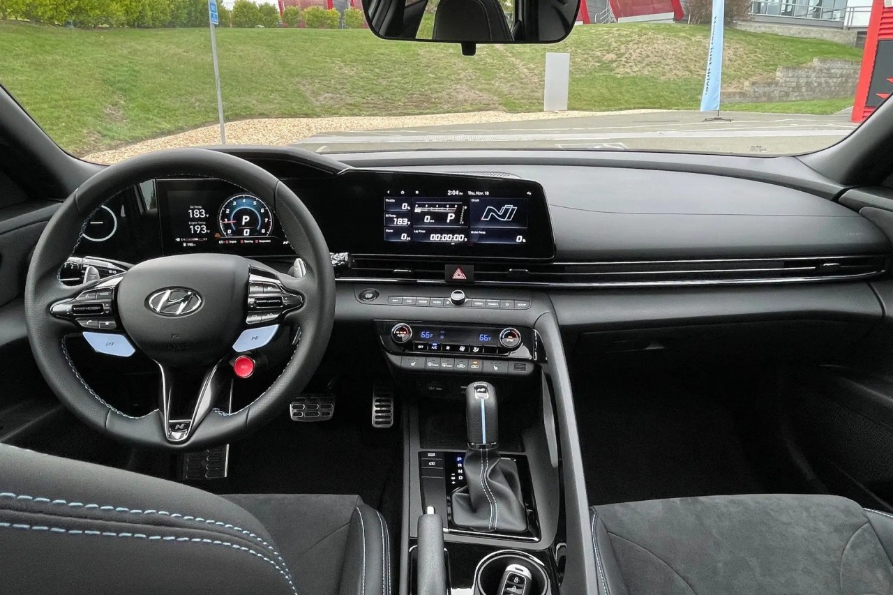 Đại lý bắt đầu nhận cọc Hyundai Elantra 2023, dự kiến tháng 8 ra mắt