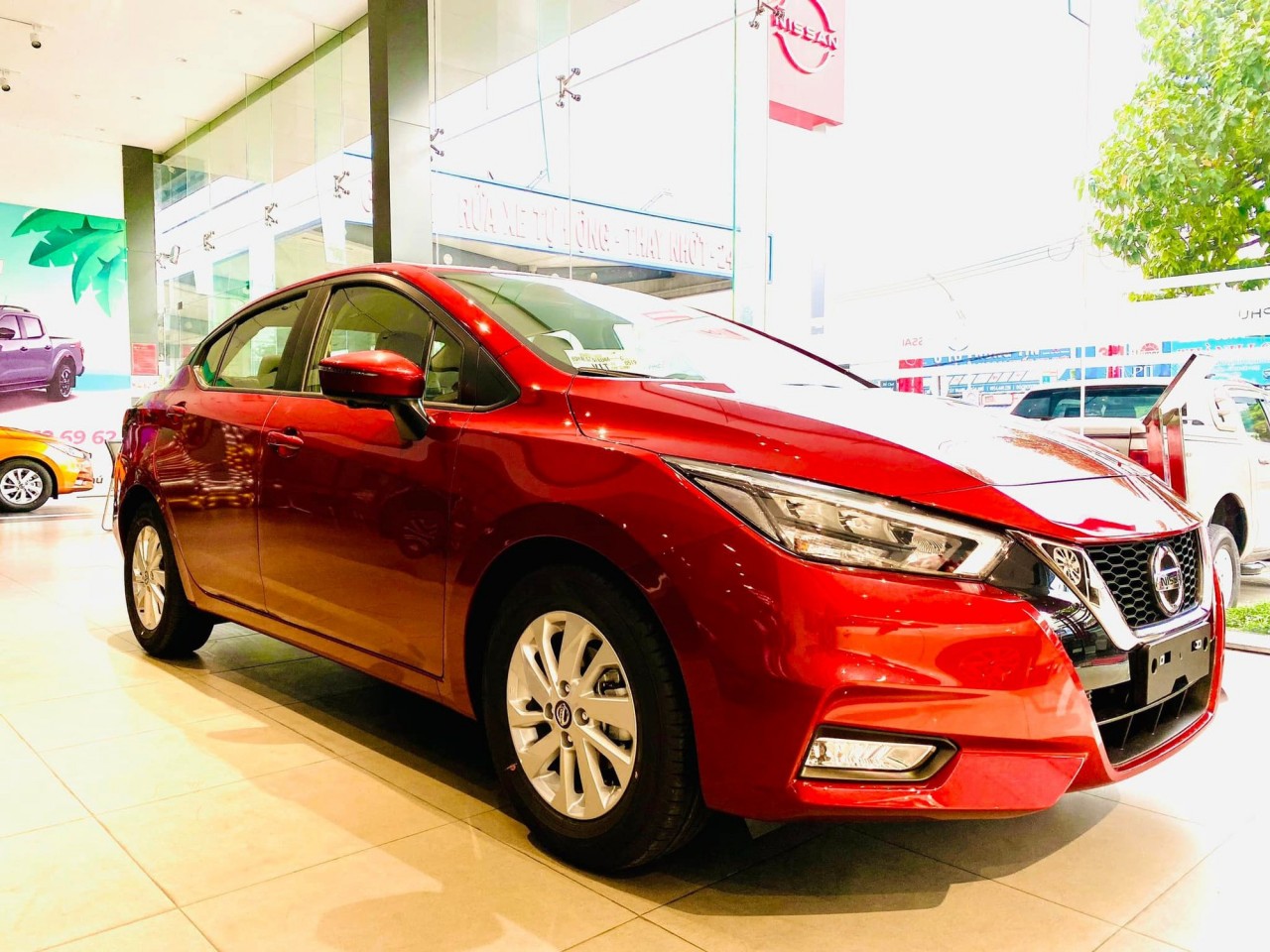 Nissan Almera 2022 mới đã có mặt tại đại lý