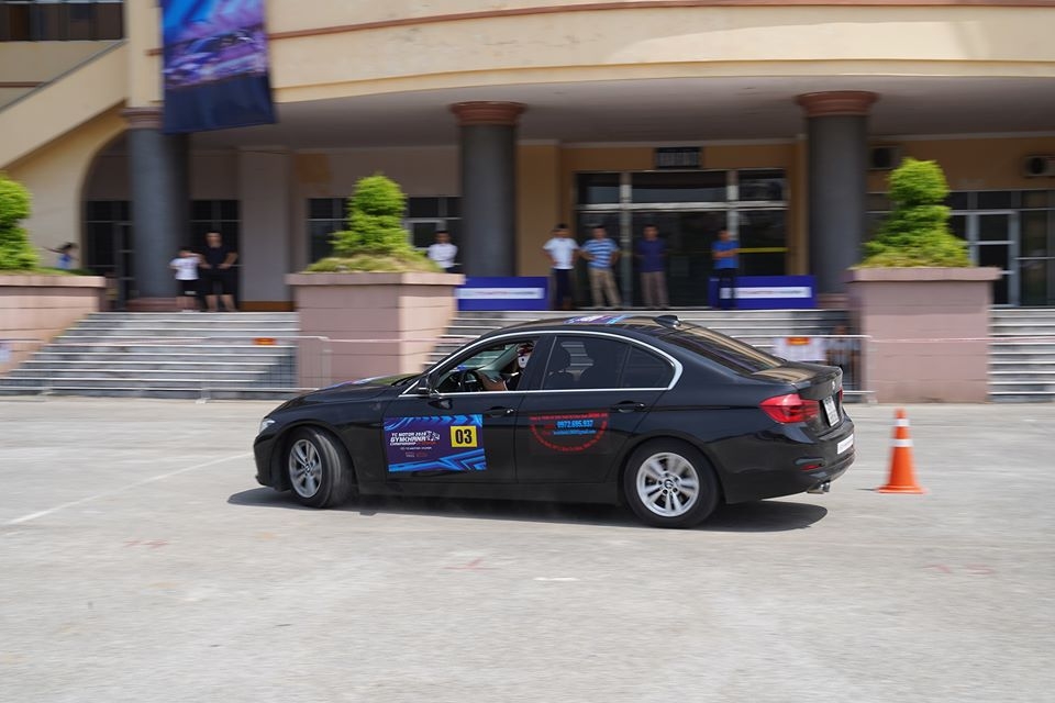tc motor gymkhana championship by otofun cac vdv tich cuc tap luyen truoc vong phan hang