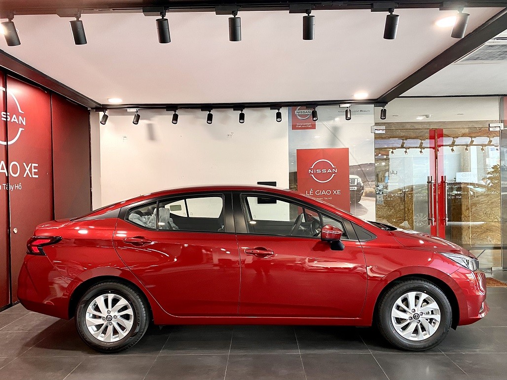 Cận cảnh Nissan Almera 2022 phiên bản CVT cao cấp