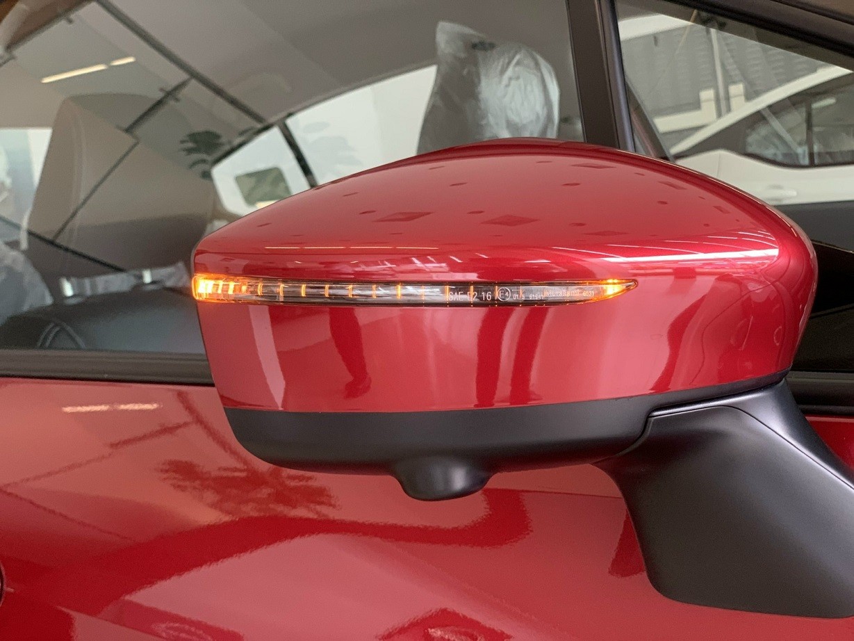 Cận cảnh Nissan Almera 2022 phiên bản CVT cao cấp