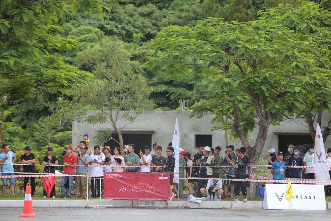 Gymkhana Otofun Championship - Đồ Sơn 2022 thu hút đông khán giả đến cổ vũ