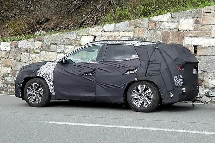 Hyundai Tucson 2024 chạy thử nghiệm, chuẩn bị ra mắt bản nâng cấp giữa vòng đời