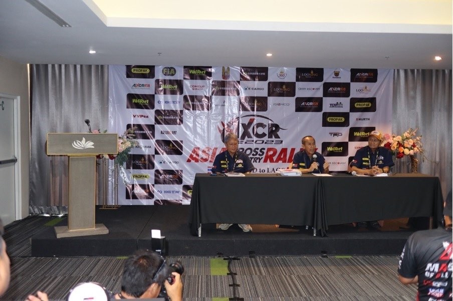 Ngắm Mitsubishi Triton thế hệ mới trước khi xuất phát chặng 1 giải đua xuyên Á AXCR 2023