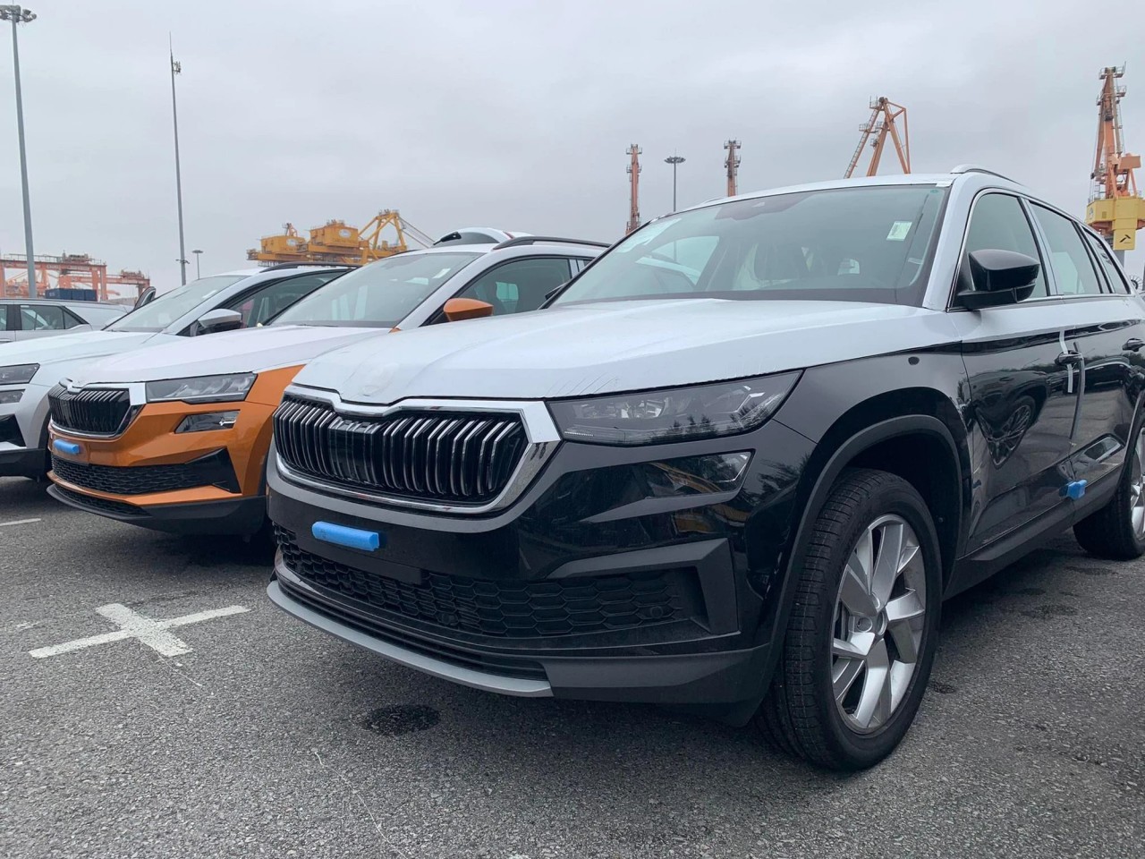 Đại lý ô tô Skoda báo khan hiếm, chỉ có vài xe cho khách hàng đặt cọc